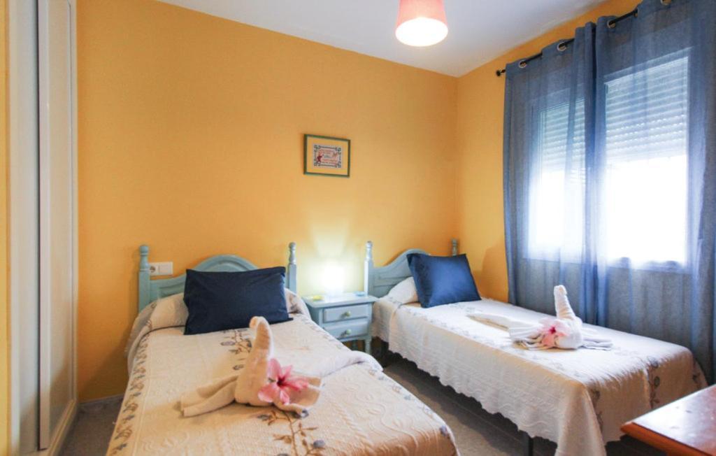 Apartamento en Torrox: 2 dormitorio wifi y piscina Exterior foto